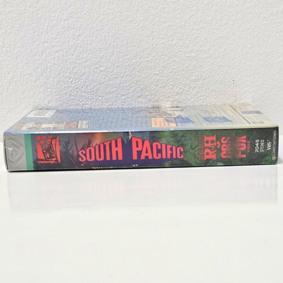 Rodgers & Hammerstein's South Pacific Movie VHS Tape - Picture 9 of 14